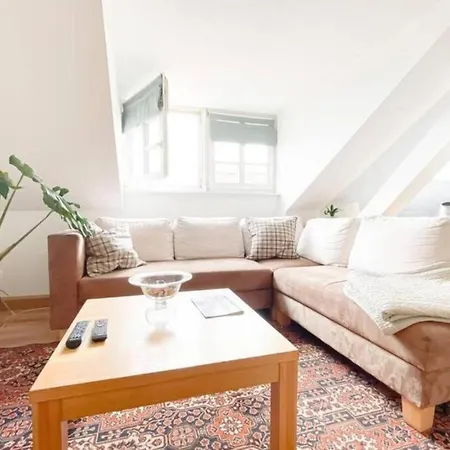 Schone Ferienwohnung Mit Blick Uber Stadtwald - Netflix, Wlan, Waschmaschine *
